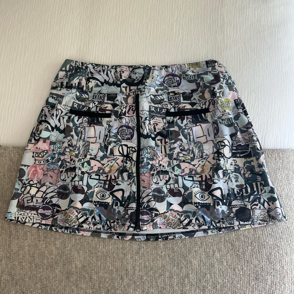NWOT Foray Limited Edition Graffiti Golf Skirt